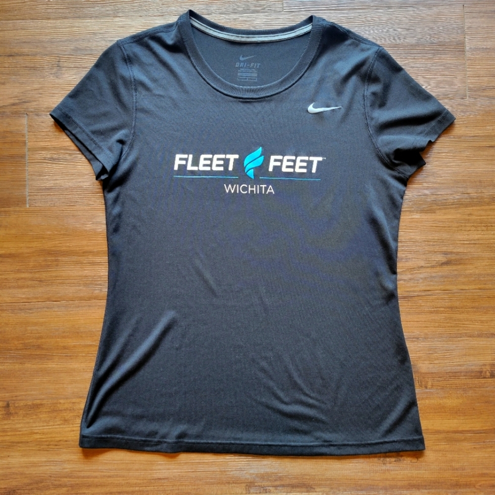 Fleetfeet x Nike Dryfit Top